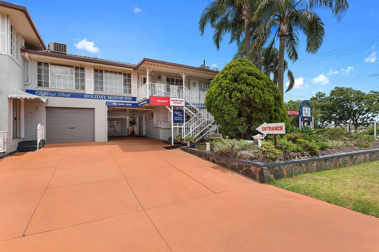 Clifford Park Motor Inn Toowoomba Zewnętrze zdjęcie