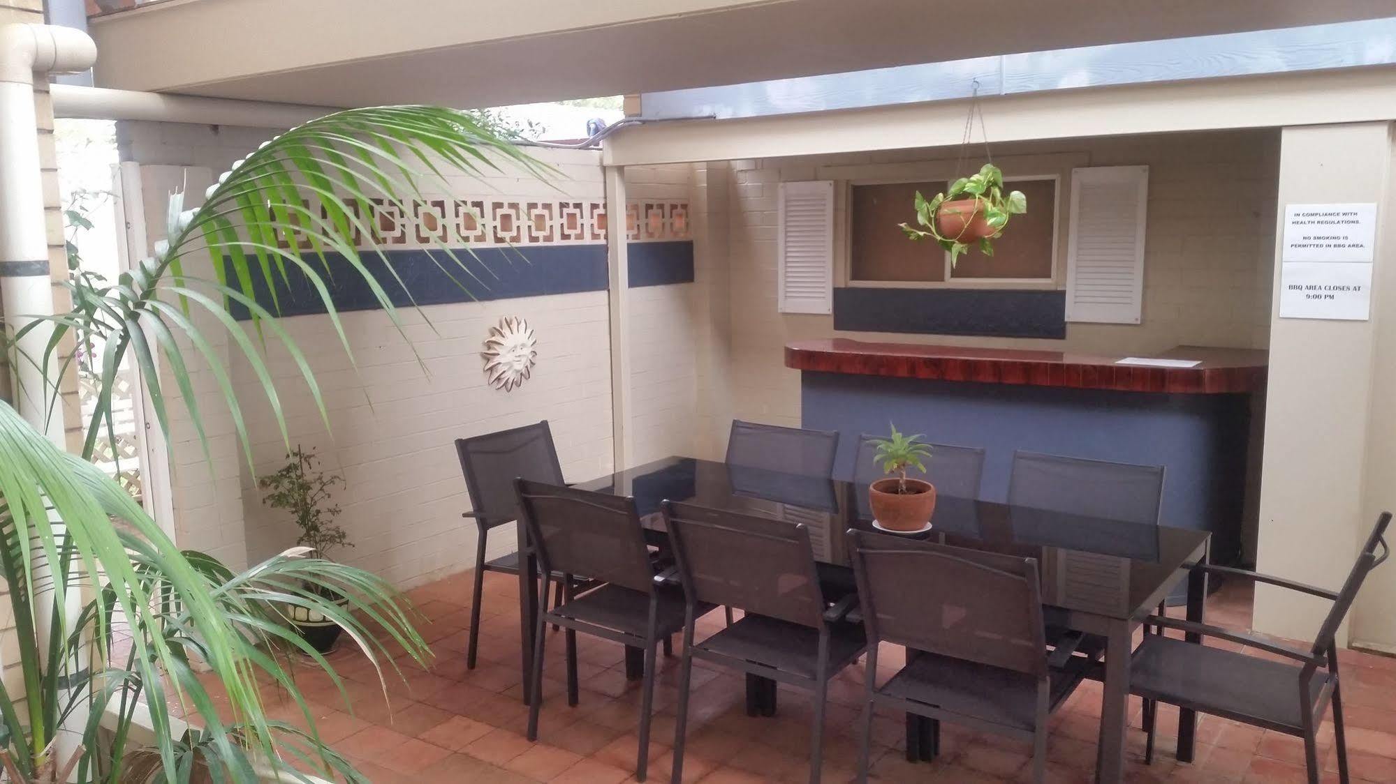 Clifford Park Motor Inn Toowoomba Zewnętrze zdjęcie