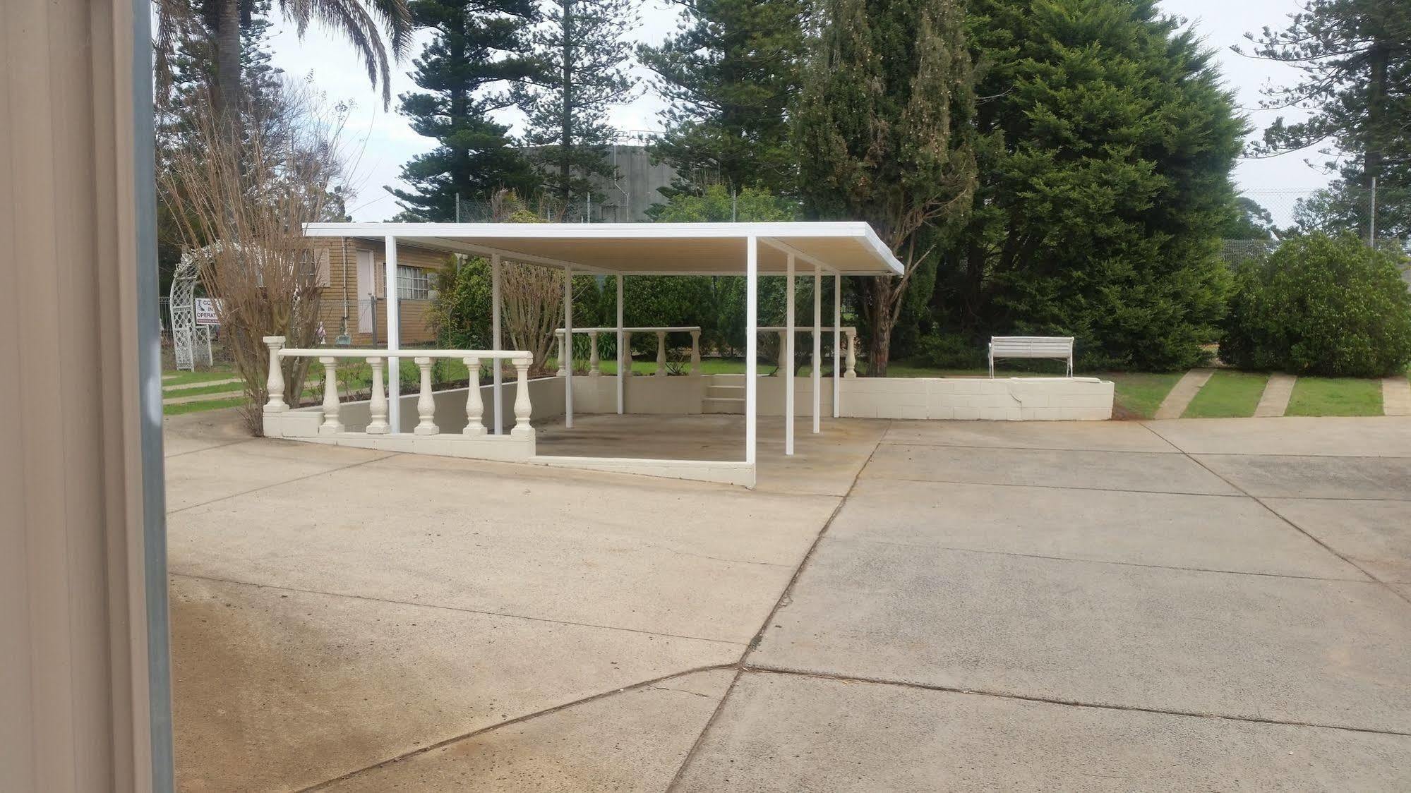 Clifford Park Motor Inn Toowoomba Zewnętrze zdjęcie